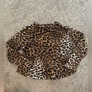 Boutique Bailey’s blossoms cheetah print long sleeve size 6-9 months